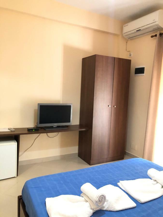Hotel Villa Ago เปอร์เมต ภายนอก รูปภาพ